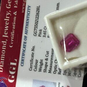 Beautiful hot pink 3.65 Carat Emerald Cut Natural RUBY - LOOSE STONE
